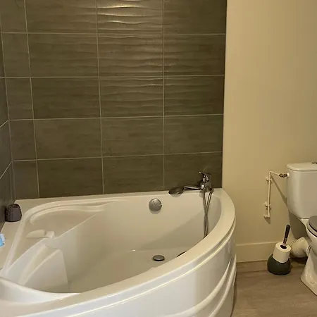 Detente Pres Du Loir : Et Salon Prives, Ideal Pour Randonnees Et Proche Des 24h Du Mans - Fr-1-410-387 Alojamento de Acomodação e Pequeno-almoço